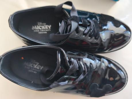 Lakované šnurovacie topánky, 33