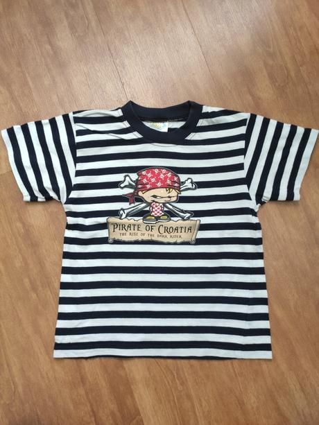 Pirátske tričká v. 98/104, 104