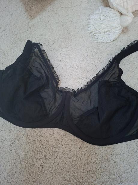 Cierna podprsenka 80d, 80d