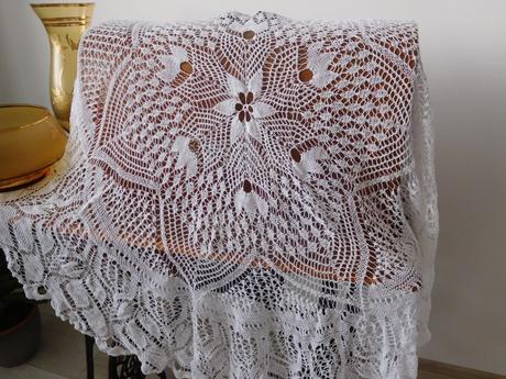 Dečku háčkovanú,okrúhlu-o rozmere-priemer 116 cm, 