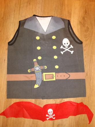 Kostým karneval pirát,