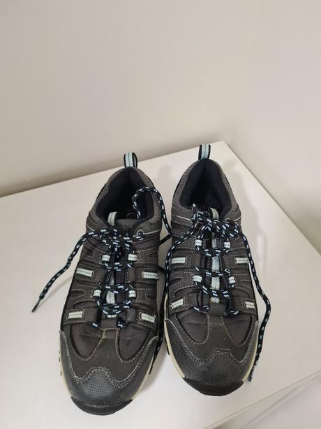 Dámske turustické topánky, 36