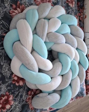 Mantinel do postieľky,