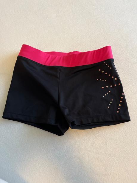 Kratase na gymnastiku 132, decathlon,134