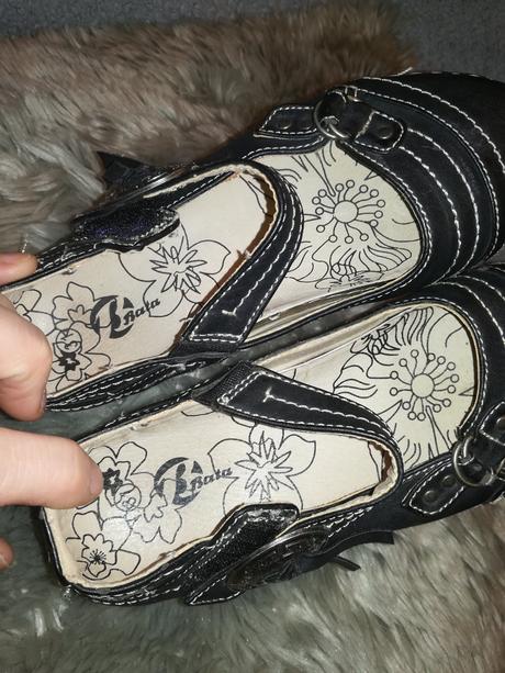 Topánky - poltopanky, baťa,31