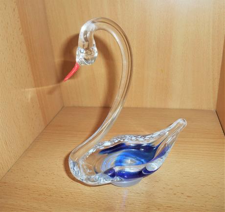 Retro sklenené labute, 