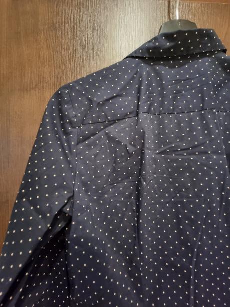 Tmavomodrá košeľa s bodkami h&m, h&m,m