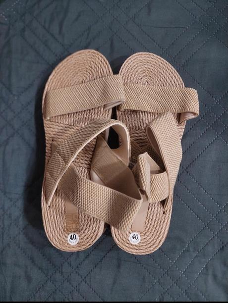 Sandále v.39/40, 40