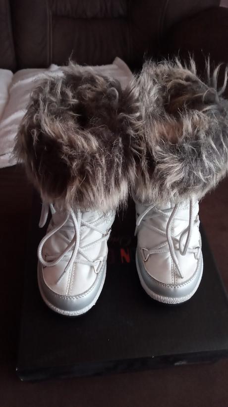 Moon boot snehule, 28