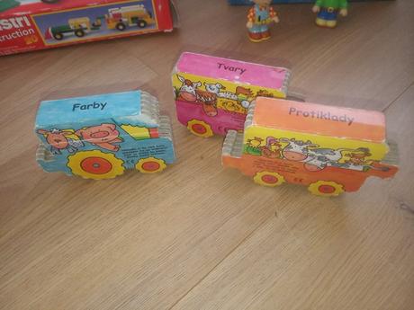 Stavebnice, pexeso, kniha tvary,farby, protiklady, 