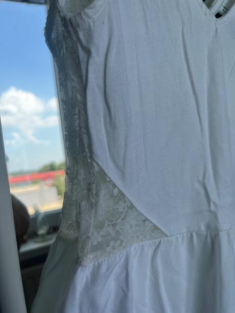 H&m biele mini šaty na ramienka s čipkou, h&m,xs