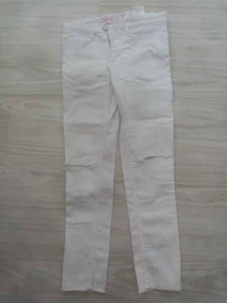 Predám biele rifle, h&m,134