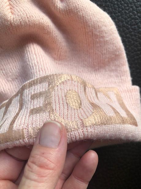 Čiapky dámske/dievčenské rôzne, 