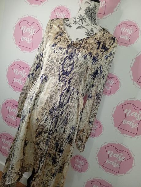 Nové asymetrické šaty, s