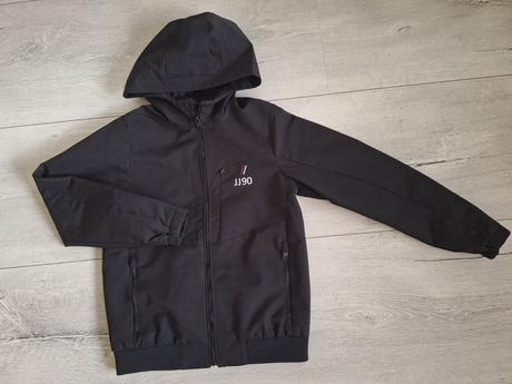 Elegantná bunda top stav, 152