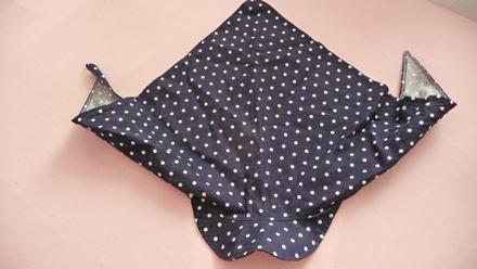 Bodkovaná šatka, rada,116