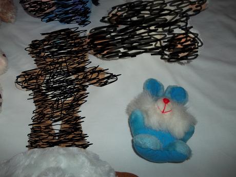 Hračky - látkové, plyšové a aj na zavesenie, 