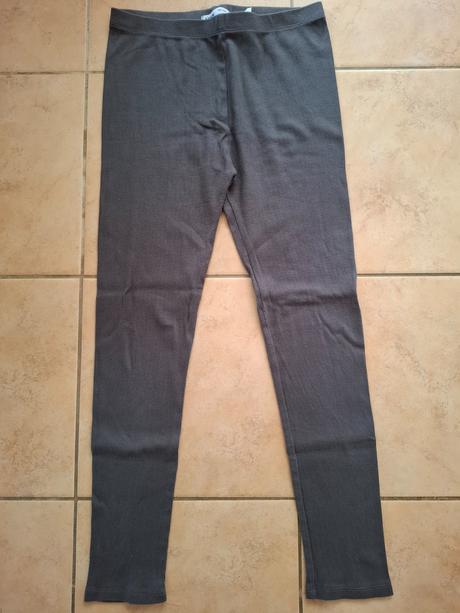 Vrúbkové legíny, sinsay,158