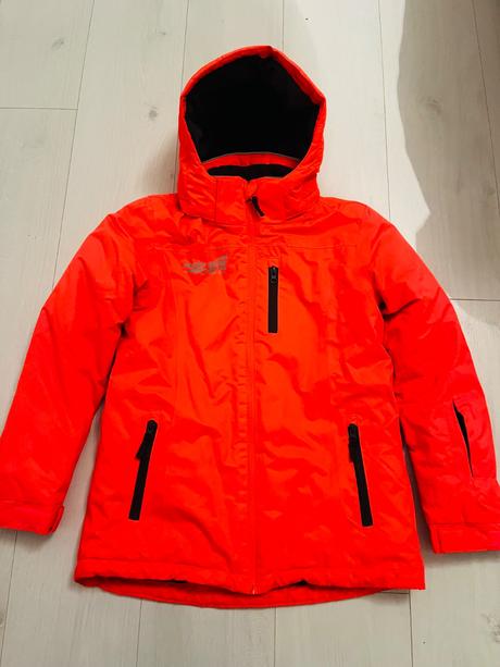 Lyžiarska bunda, 146