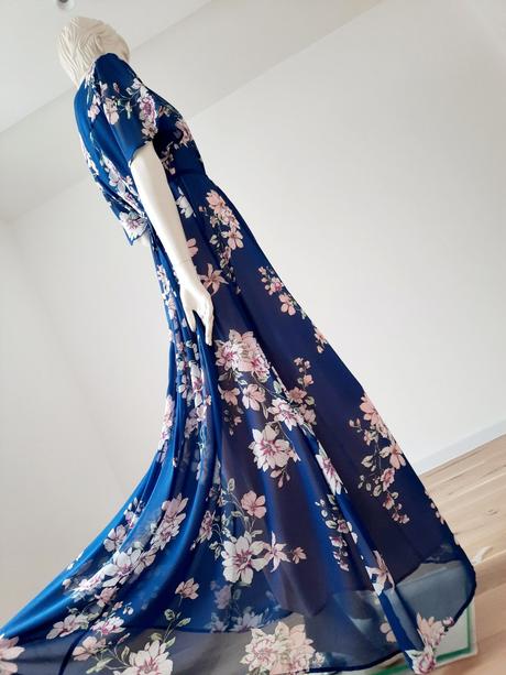 Slávnostné šaty, l