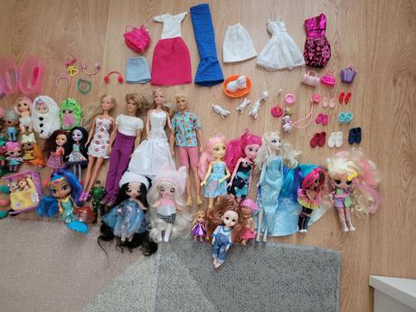 Bábiky s príslušenstvom, 