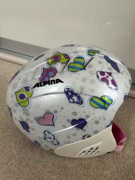 Lyžiarska prilba  veľ. 54-58, alpina sports