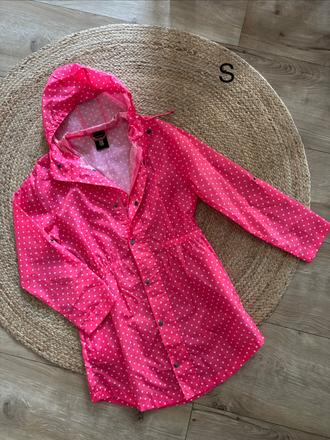 Bodkovana jarna kabat, s