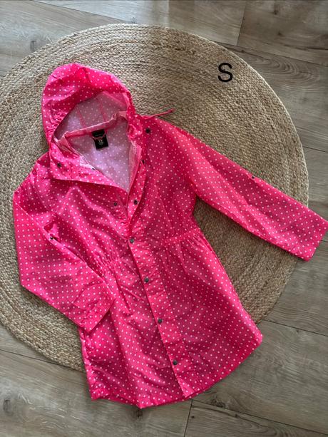 Bodkovana jarna kabat, s