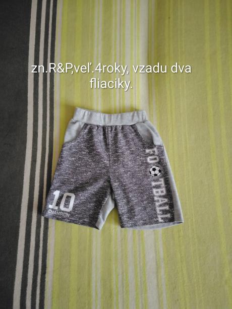 Chlapčenské kraťasy veľ.104, 104