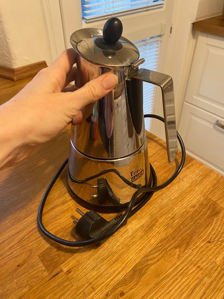 Mokka kávovar / koťogo do zásuvky,