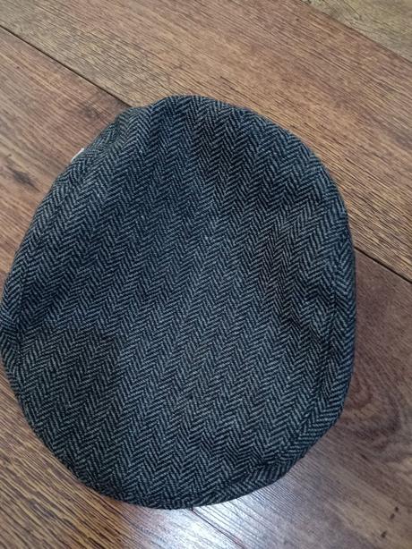 Bekovka baretka 18/23 m retro, 86