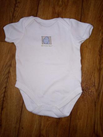 Biele body veľ. 68 až 74 s dinosaurom, tesco,74