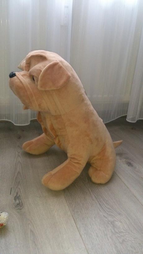 2 velky plysovy psikovia, 