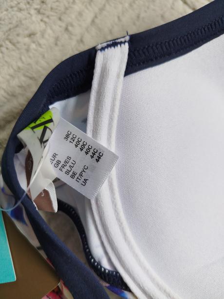 Kvetovaný bikini top, veľ. 38c, 38 / m