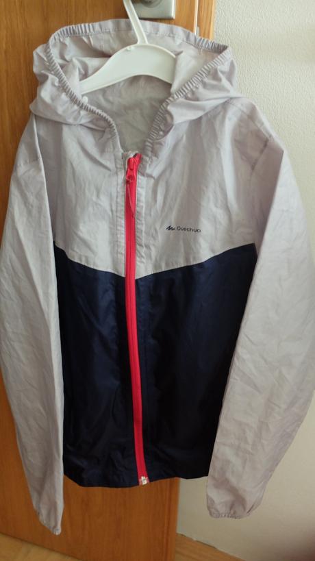 Outdoor bunda 140/152 quechua, decathlon,140