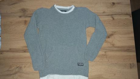 Sveter, reserved,128