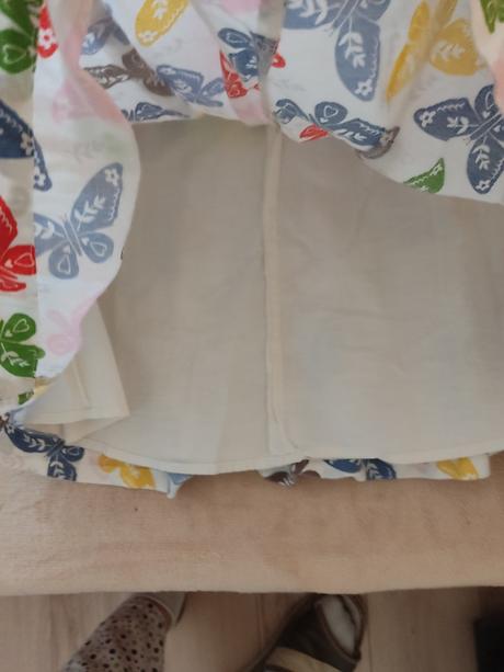 Motýlikove šaty, 116