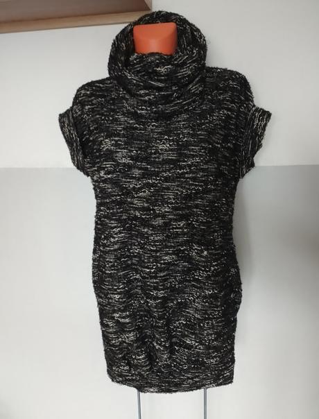 Pletené šaty v.s-m, m