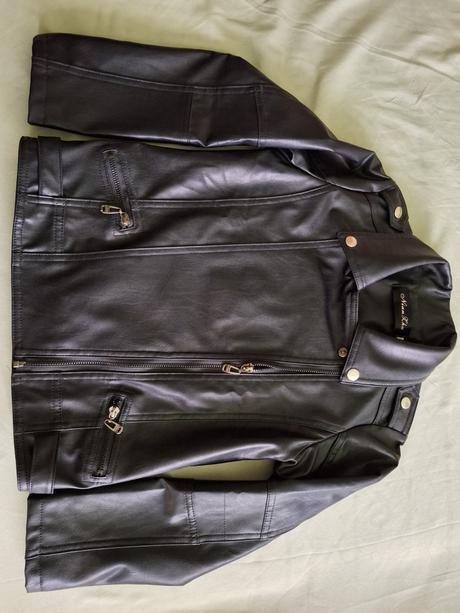 Koženková bunda, 140