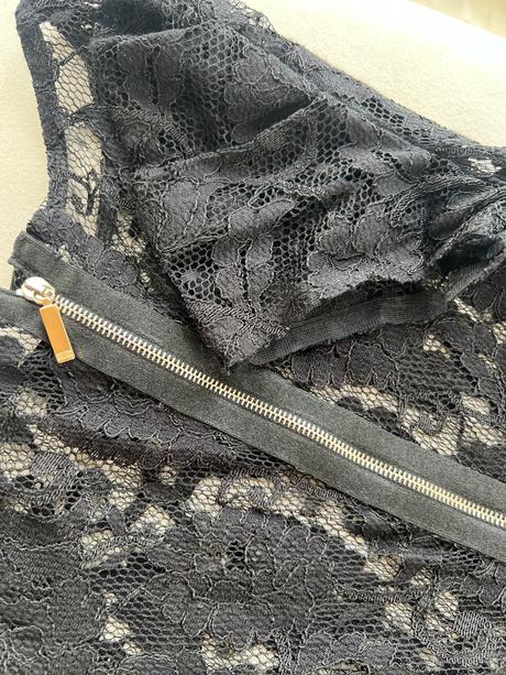 Elisabetta franchi elegantne šaty, xs