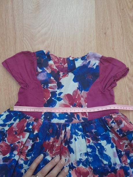 Šaty pre slečnu, 86