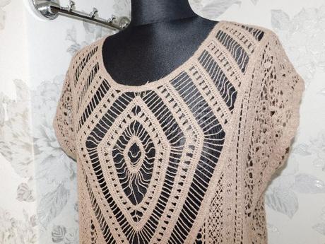 Damsky pekny azurovy pulover, 36