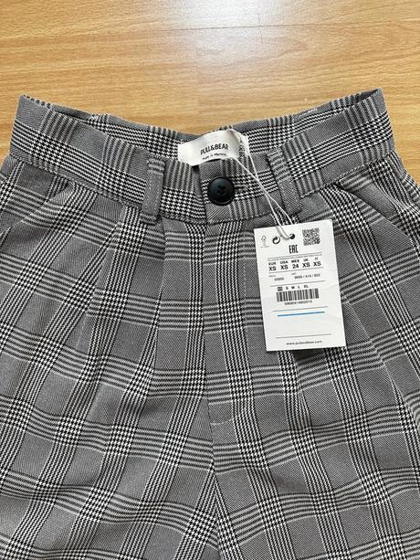 Kárované kraťasy, pull&bear,xs