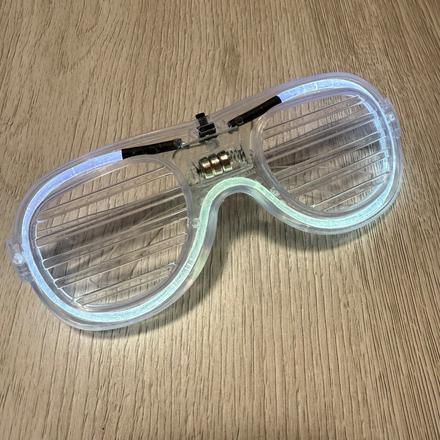 Svietiace párty okuliare,