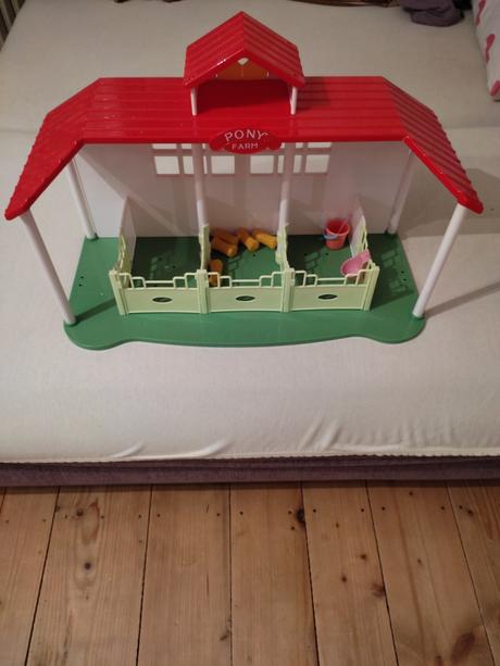 Mastalka pre koniky, 