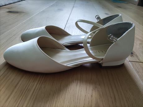 Svadobne baleriny ivory 41, ale skor 39/40, 40