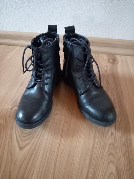 Prechodné topánky, baťa,33