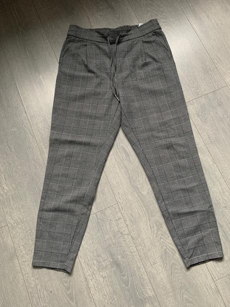 Karovane nohavice, vero moda,m