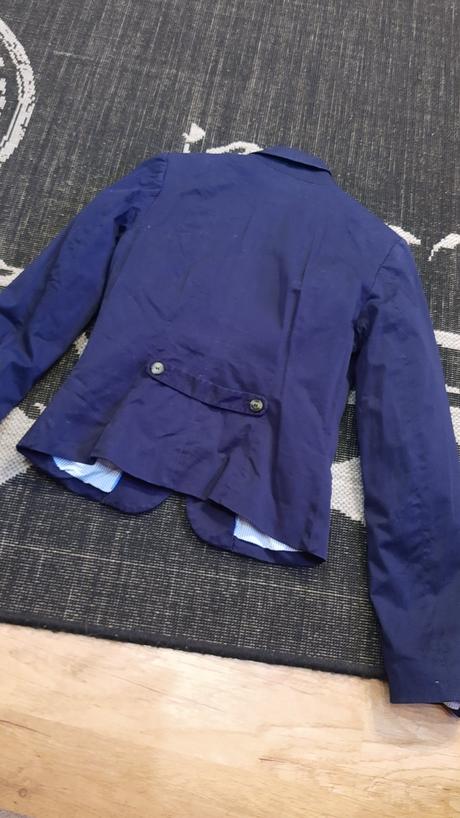 Dievčenské sako, 158