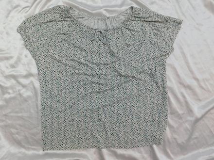 Kvalitna tričkova bluzka, 48